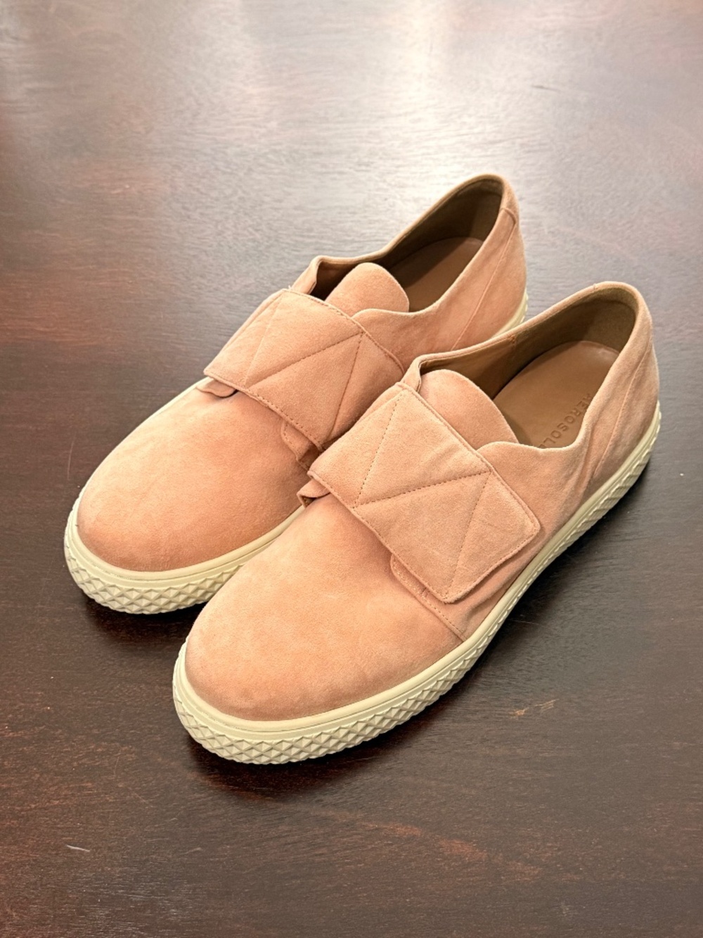 Aerosoles Blush Suede Slip On Sneakers Size 12 Worn Once